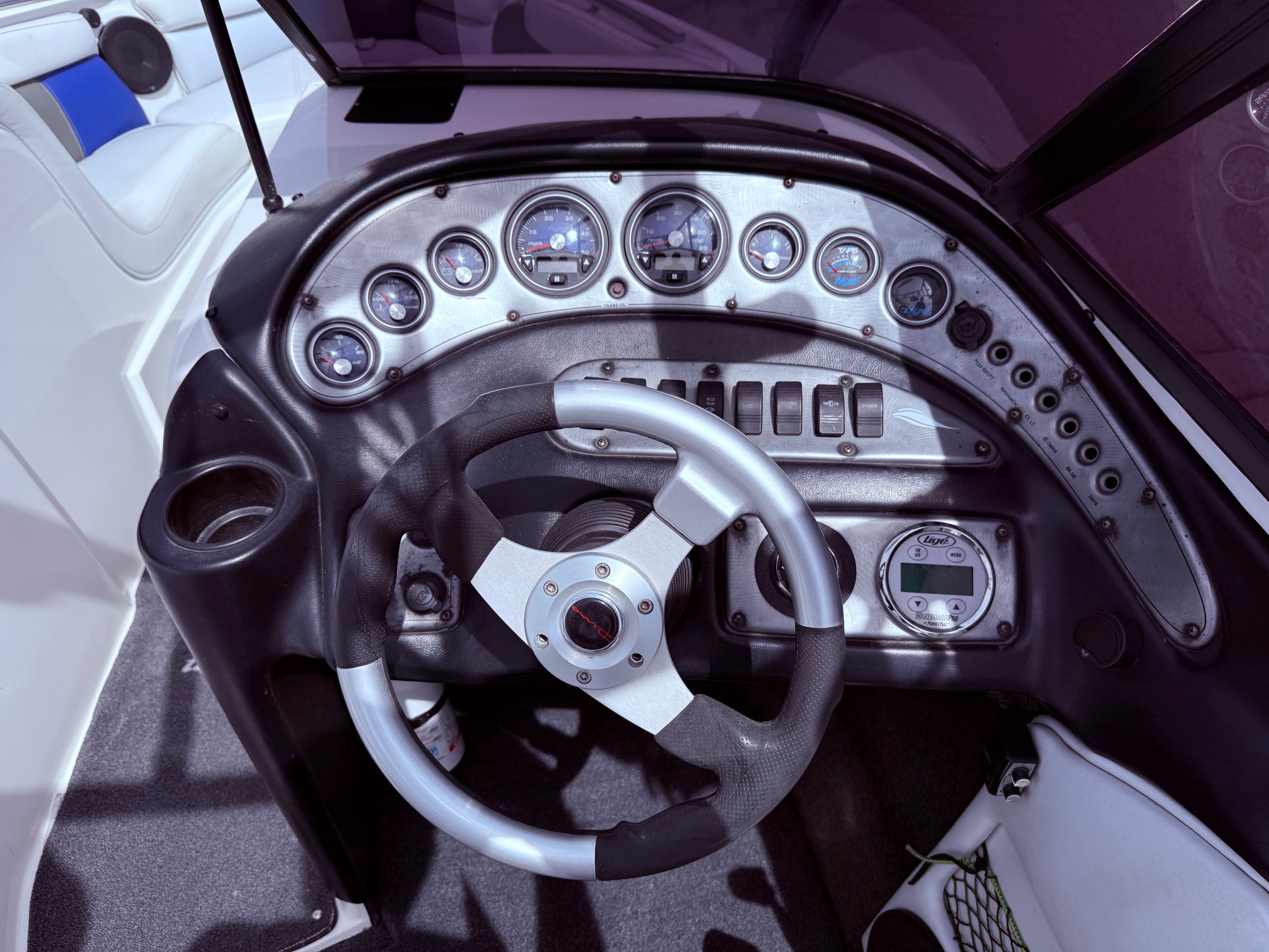 2003 Tige 22V Riders Edition Icon